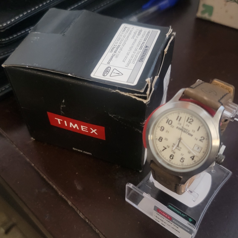 Timex Mens Brown Leather Strap Watch with Cream Dial and Silver Case